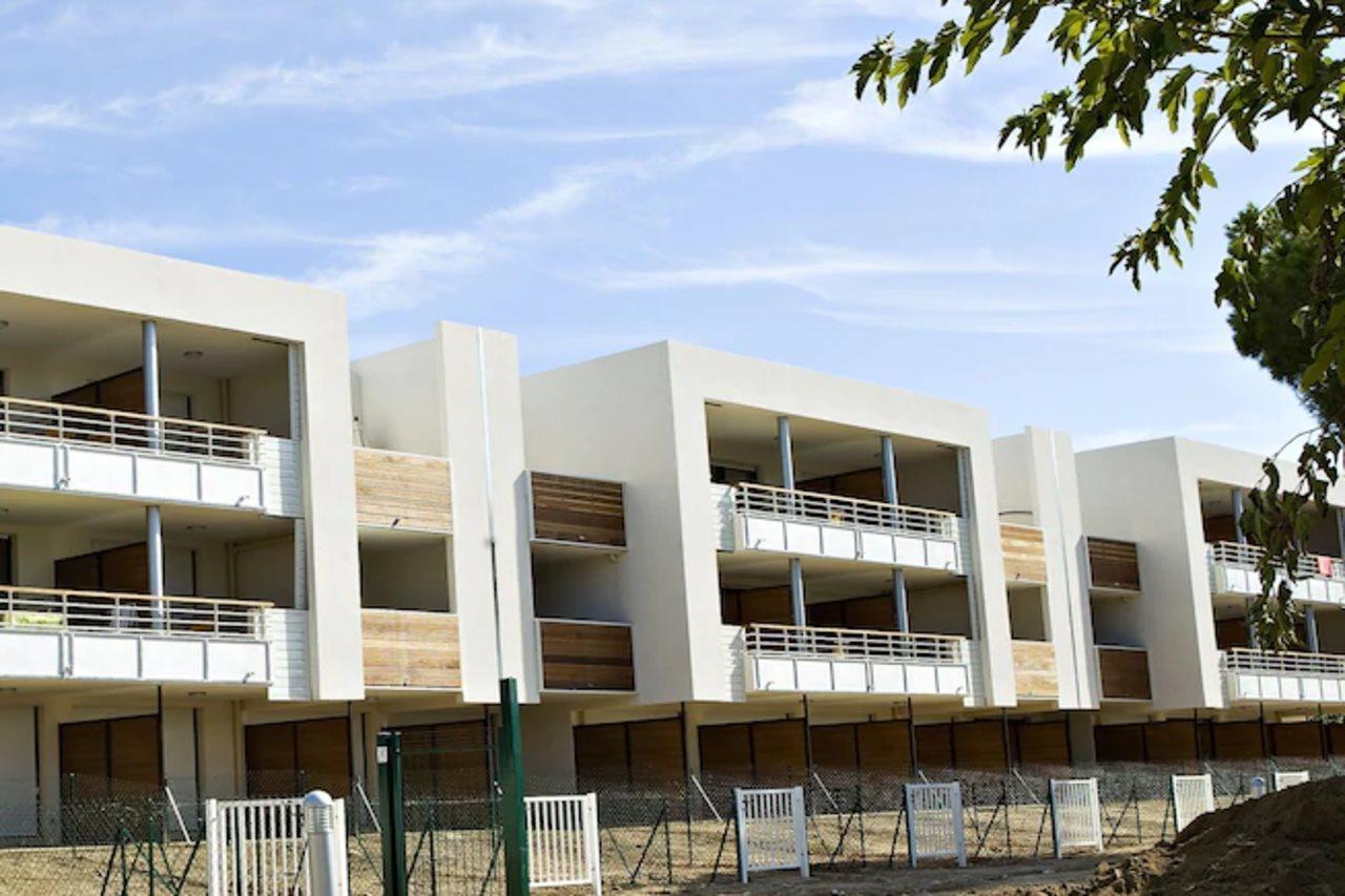 Vacanceole - Residence Carre Marine Mandelieu-La Napoule Exterior photo