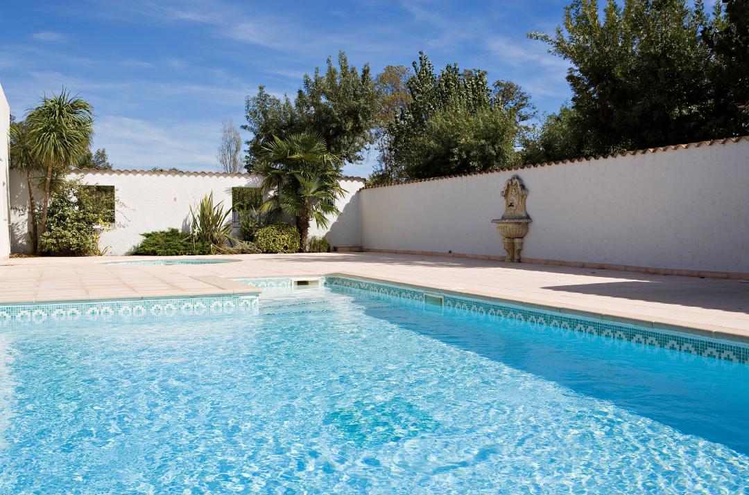 Vacanceole - Residence Carre Marine Mandelieu-La Napoule Exterior photo